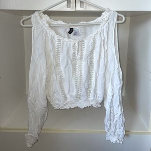 Cold-Shoulder Crop Top